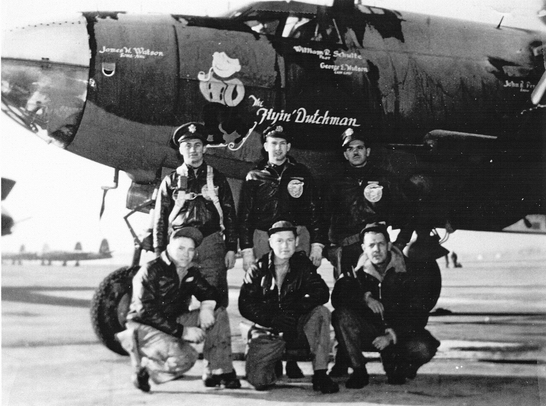 1944-01-30 Original crew, flying to England, Battle Creek MI.jpg