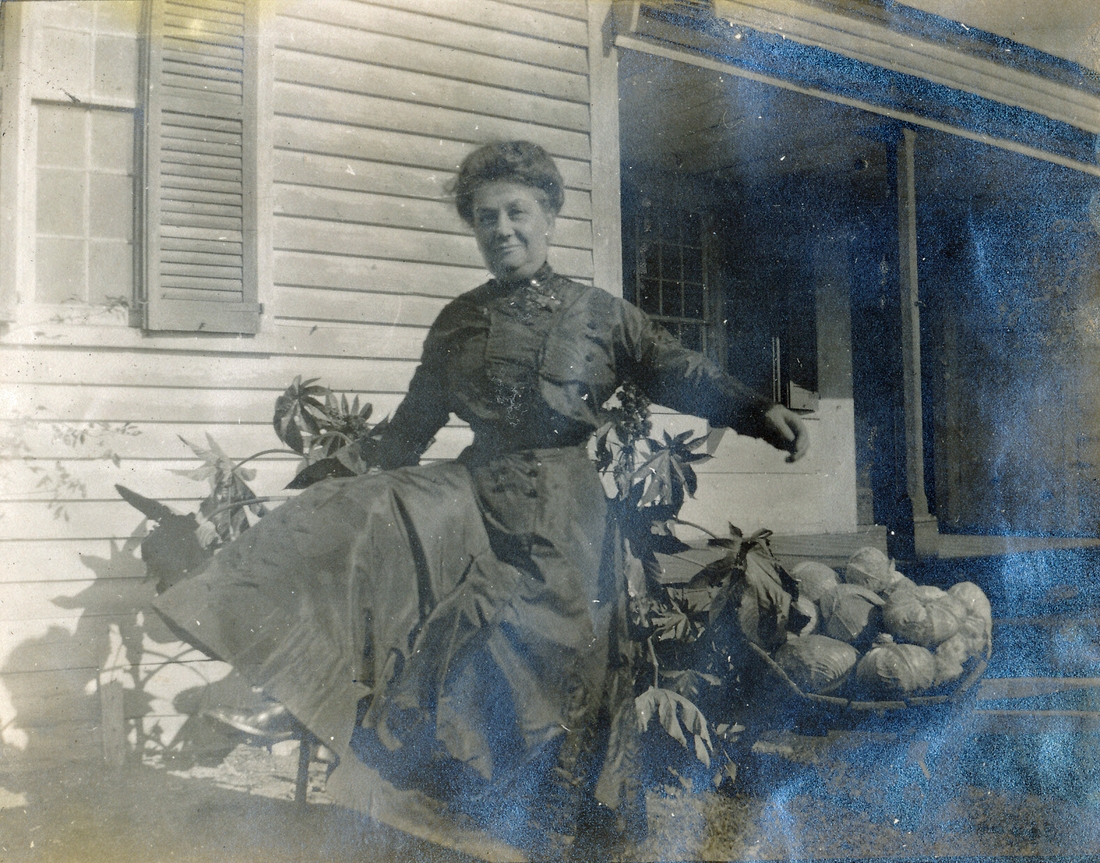 IMG_0003d Aunt Annie.jpg