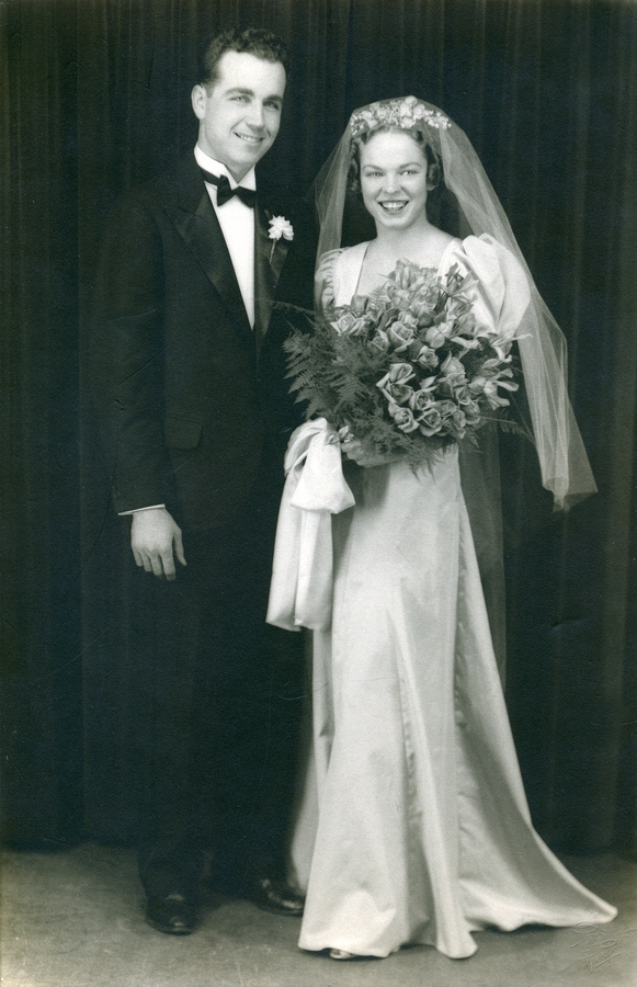 1938-02 Harry & Velma, Baptist Church Wedding.jpg