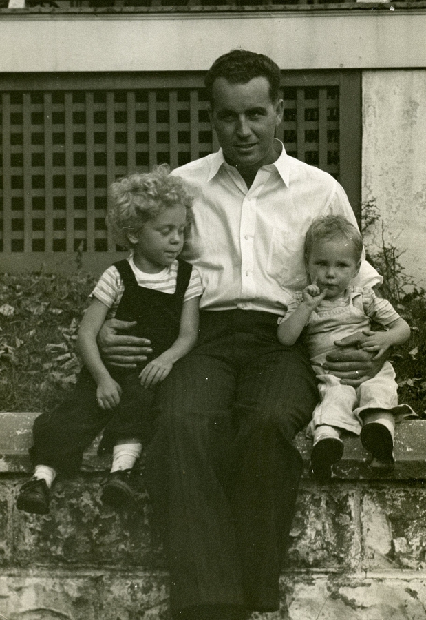 1943~ 2 Carol, Harry & Ellen.jpg