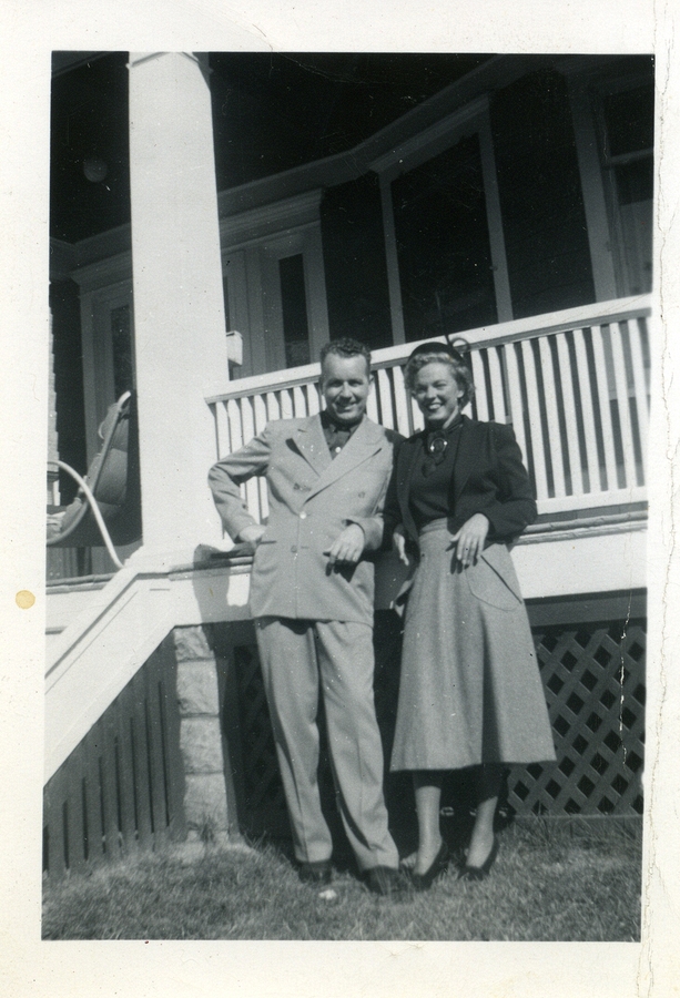 1949-11 Harry & Velma (by Ellen on first try); 422 Lincoln, Avon by the Sea NJ.jpg