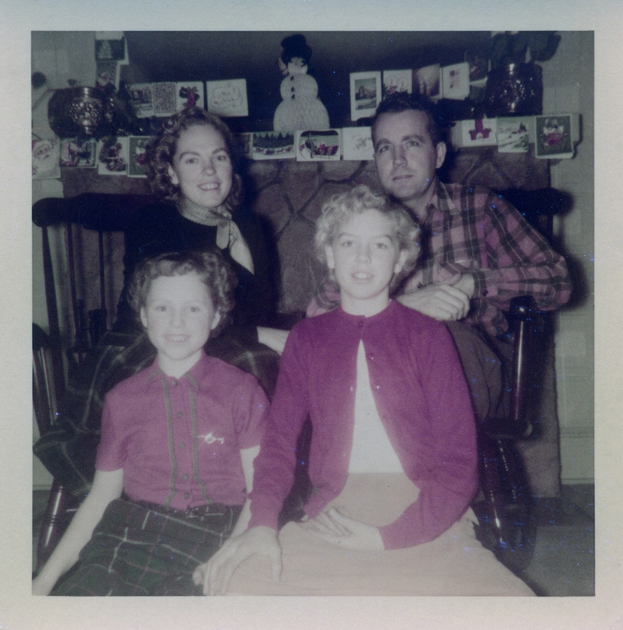 1951-12 Christmas.jpg