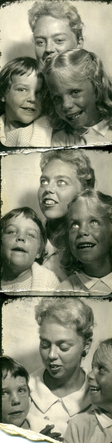 1960-07~ 0 Karen, Kelly & Christy.jpg