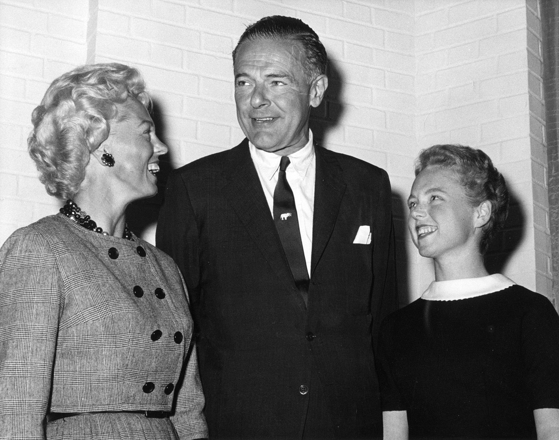1960-10-01 Velma, Henry Cabot Lodge & Ellen.jpg