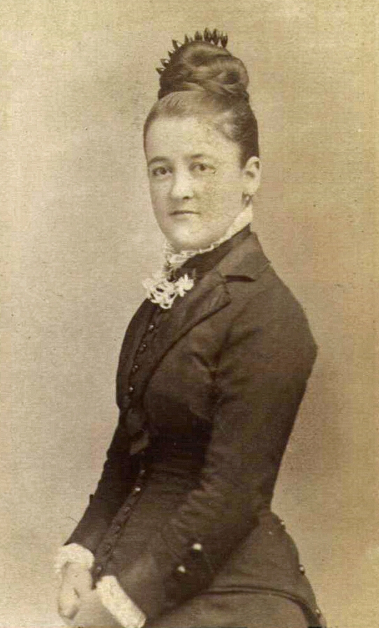 1879~ 3 Julia (Holladay) Fowler.jpg