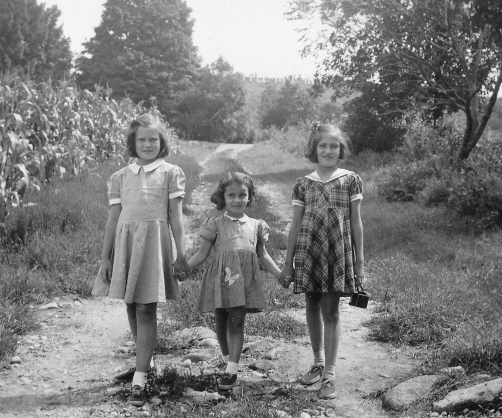 1942~ Joan, Pam & Diane Beehler (ages 10, 4, 8).jpg