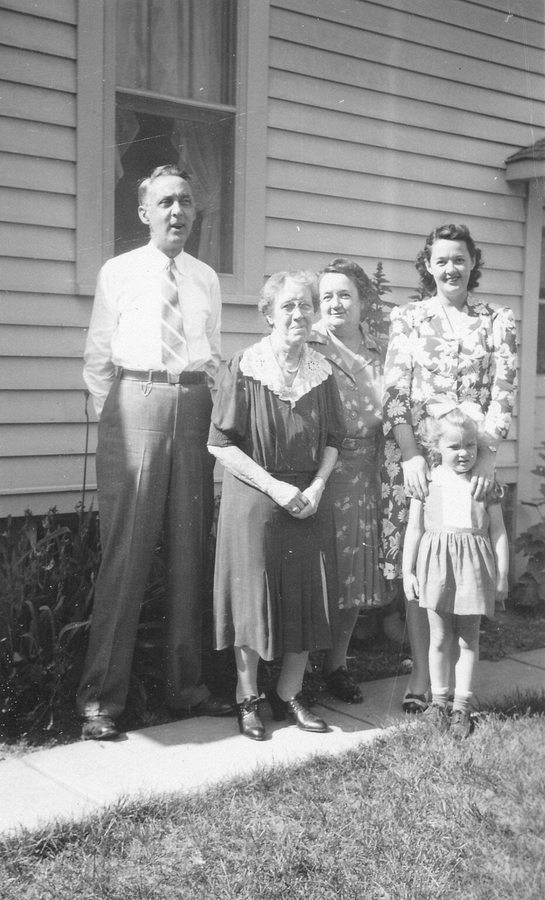 1944-06-04 Four Generations- Arthur Rowley, Katie Johnson, Leila Rowley, Marcia (Rowley) & Karen Johnson.jpg