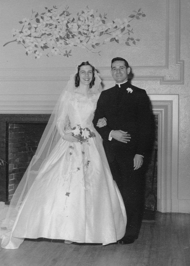 1957-07-13 Nancy (Griggs) & Rev George Razee.jpg