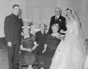 1957-07-13 Razee Family with Bride - (f) George, Liz, Mom & Nancy; (r) Jeannette, Aunt Ruth & Dad.jpg