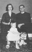 1959-12-25 Nancy (Griggs), Caroline Anne & George Razee.jpg
