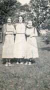 1936-04~ 8 Jean Baldwin Adams, Mary Fowler Razee [Wilkins] & Joan H Griffing [Hickerson].jpg