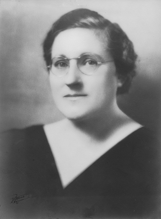 1937 Edith (Blakeslee) Razee.jpg