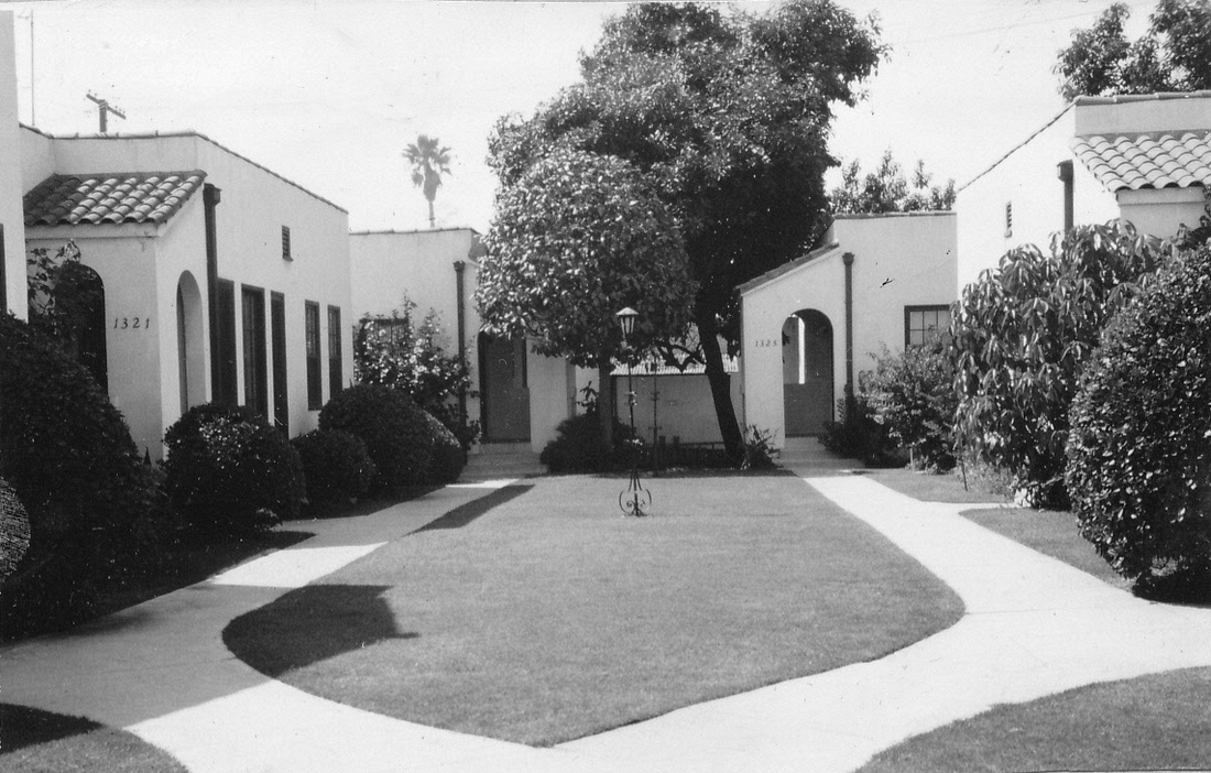 Doris Frisbie's apartment, Hollywood CA.jpg