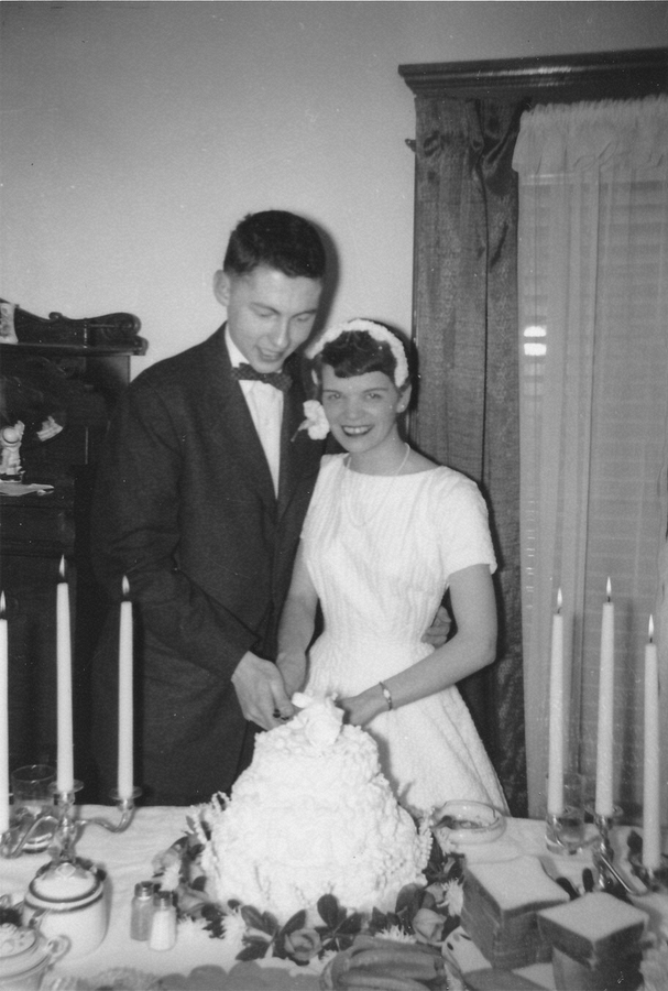 1955-03-25 Tony & Edie (Marchigiani) Cooper.jpg