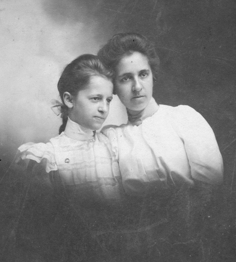 1895~ 1 Ruth Bowman (Mrs Spencer Ensign); Bessie Bowman (Mrs Walter Frisbie).jpg