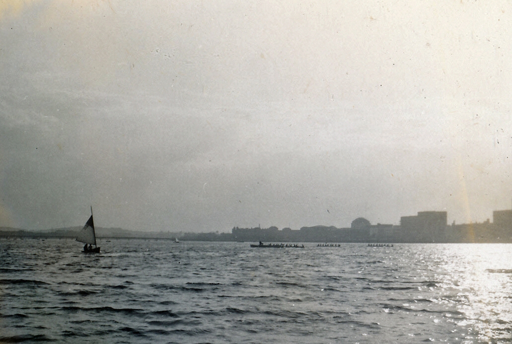 1947-04~ 3 MIT Crews - Spring Practice, Charles River.jpg