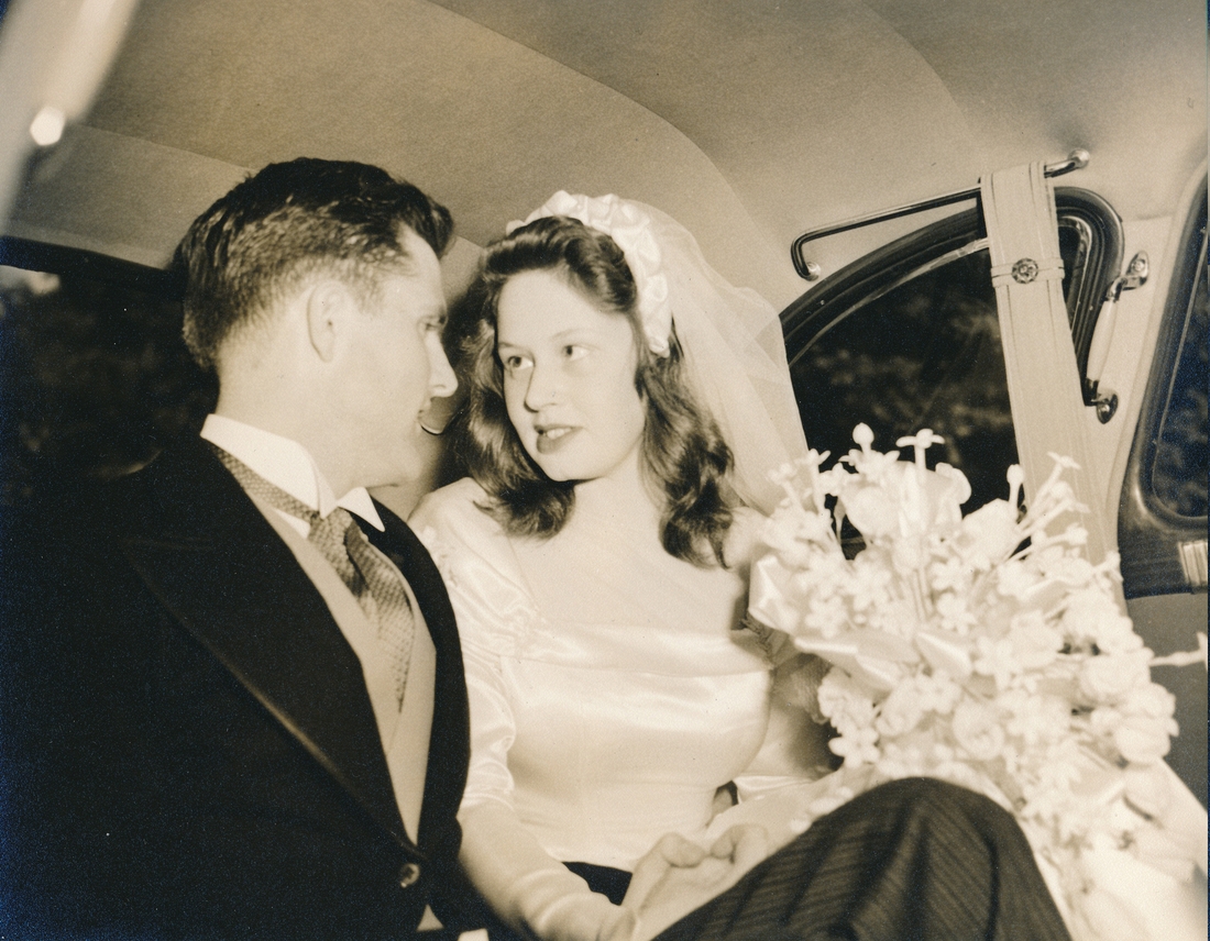 1947-06-23 2 Diane & Pete Wedding.jpg