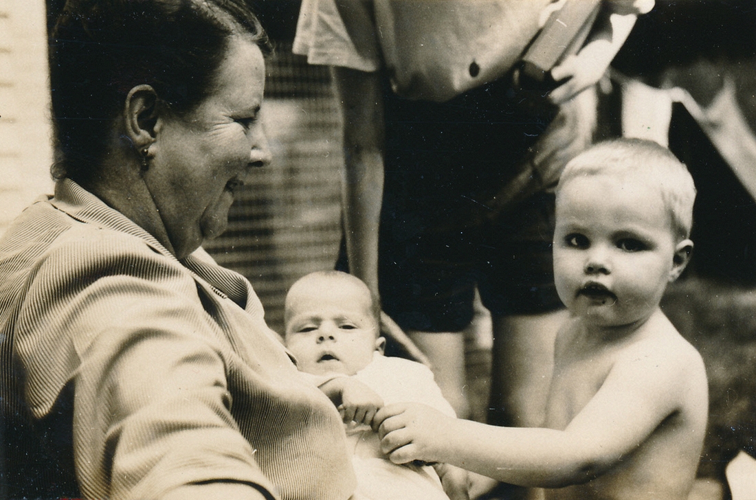 1950-07-08 4 Geneth, Dan & Pete Jr.jpg