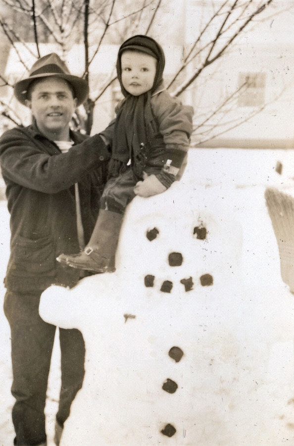 1951-01~ 1 Pete, Pete Jr & snowman.jpg