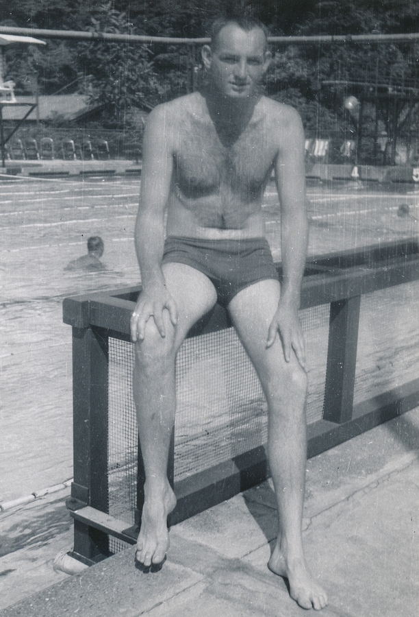 1952-01 5 Charles E Bond.jpg