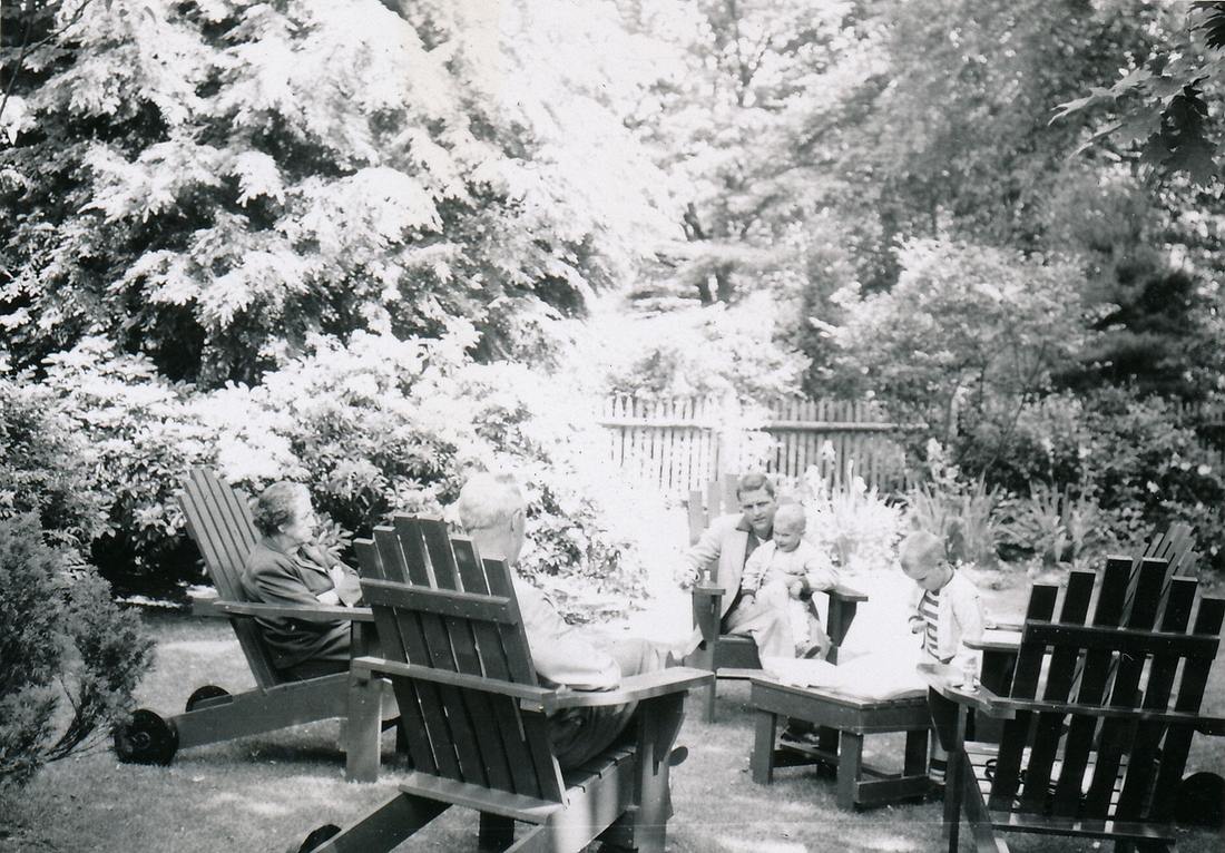 1953-06-13 0 Liz, Ped, Pete Sr, Dan & Pete Jr.jpg