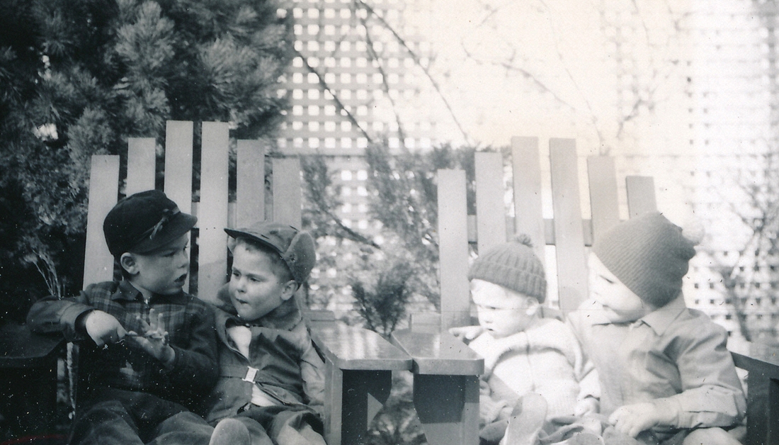 1954-04-25 04 John, Dan, Carl & Pete Jr.jpg