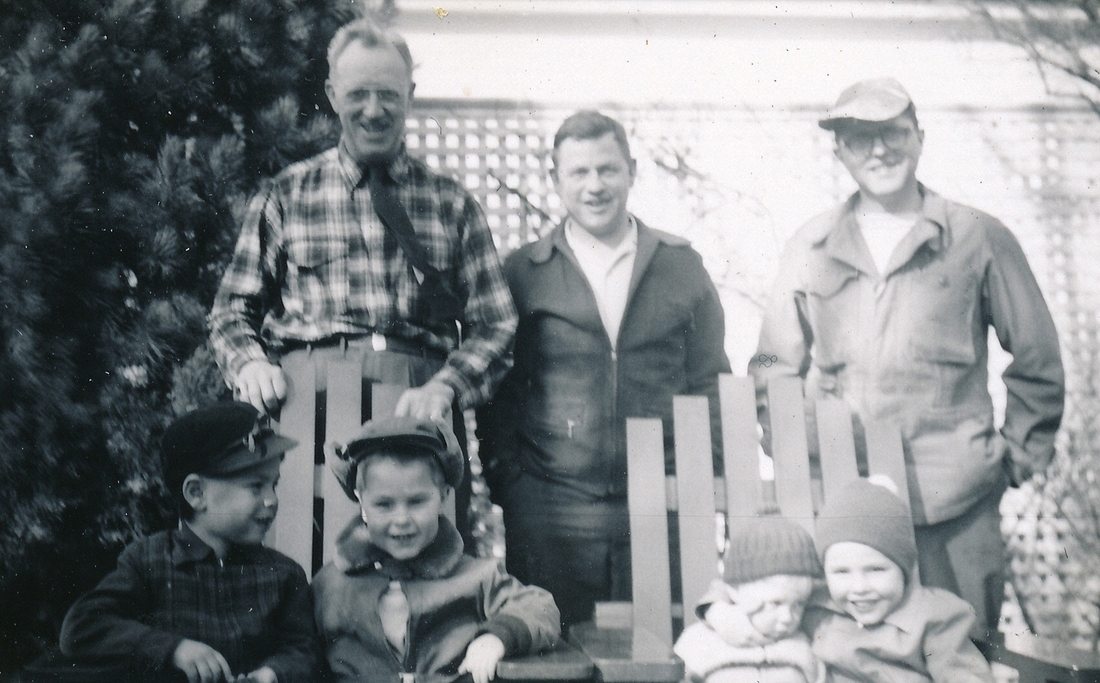 1954-04-25 06 (f) John, Dan, Carl & Pete Jr; (r) Ped, Jack & Pete.jpg