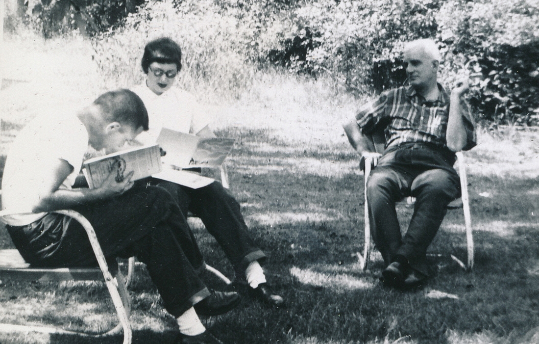 1955-08 02 Pete Sr, Diane & Hilliard; Vacation, Cape Ann & Southern NH.jpg