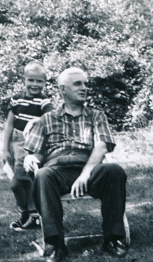 1955-08 03 Pete Jr & Hilliard; Vacation, Cape Ann & Southern NH.jpg