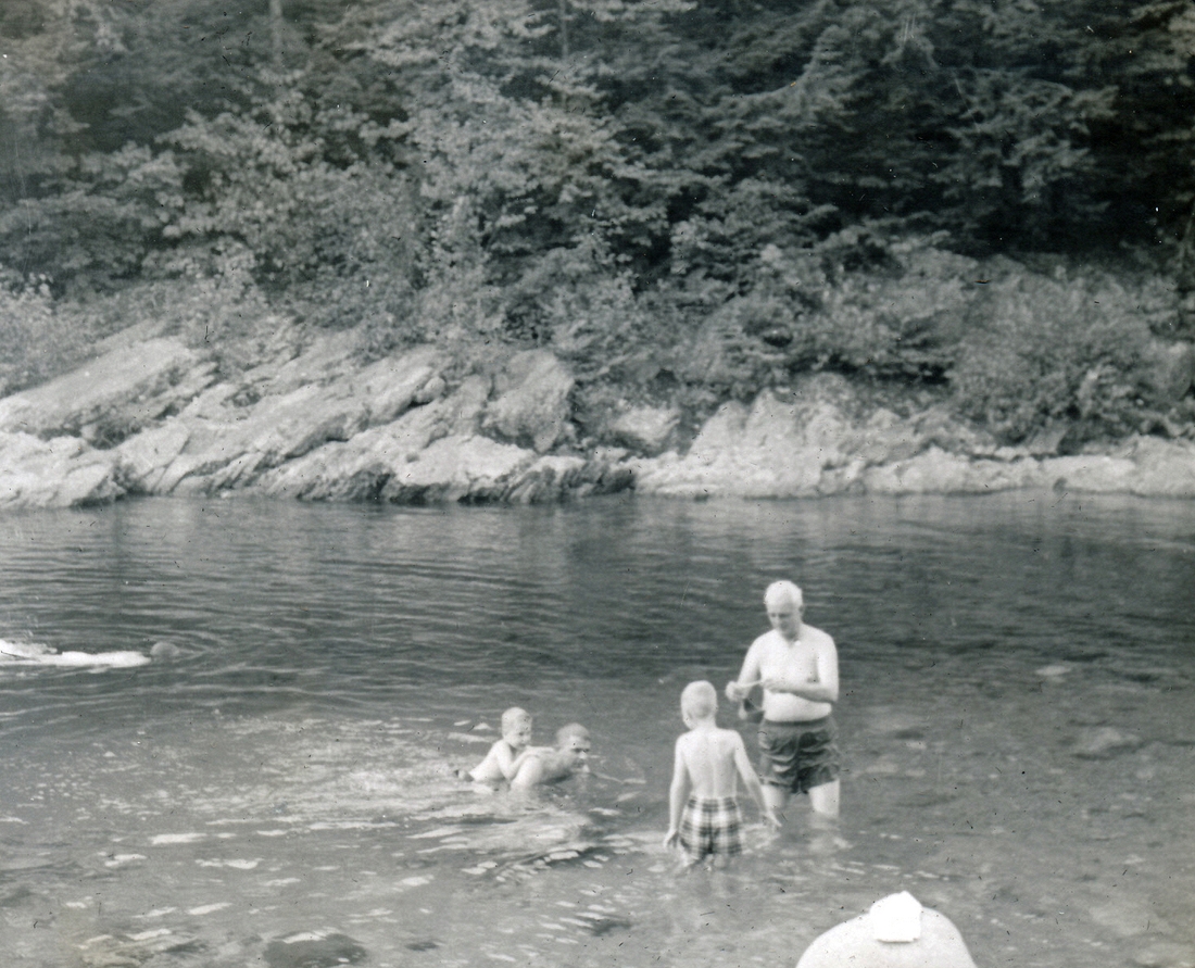 1955-08 14 Cool, crystal pool - Dan, Pete, Pete Jr & Hilliard.jpg