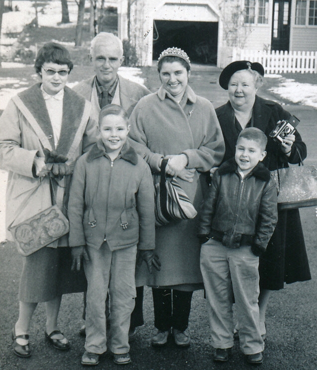 1957-01 4 (f) Pete Jr & Dan; (r) Diane, Hilliard, Til & Geneth.jpg