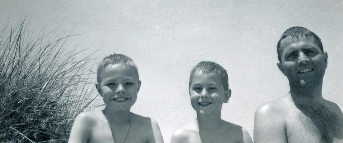 1957-07 04 Pete Jr, Dan & Pete; Wingaersheek Beach.jpg