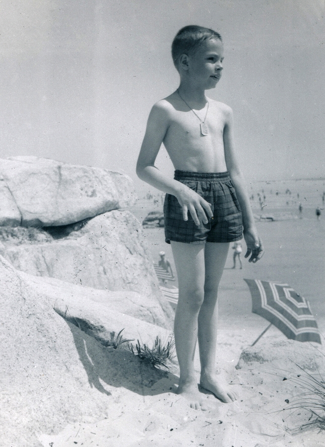 1957-07 06 Pete Jr, Wingaersheek Beach.jpg