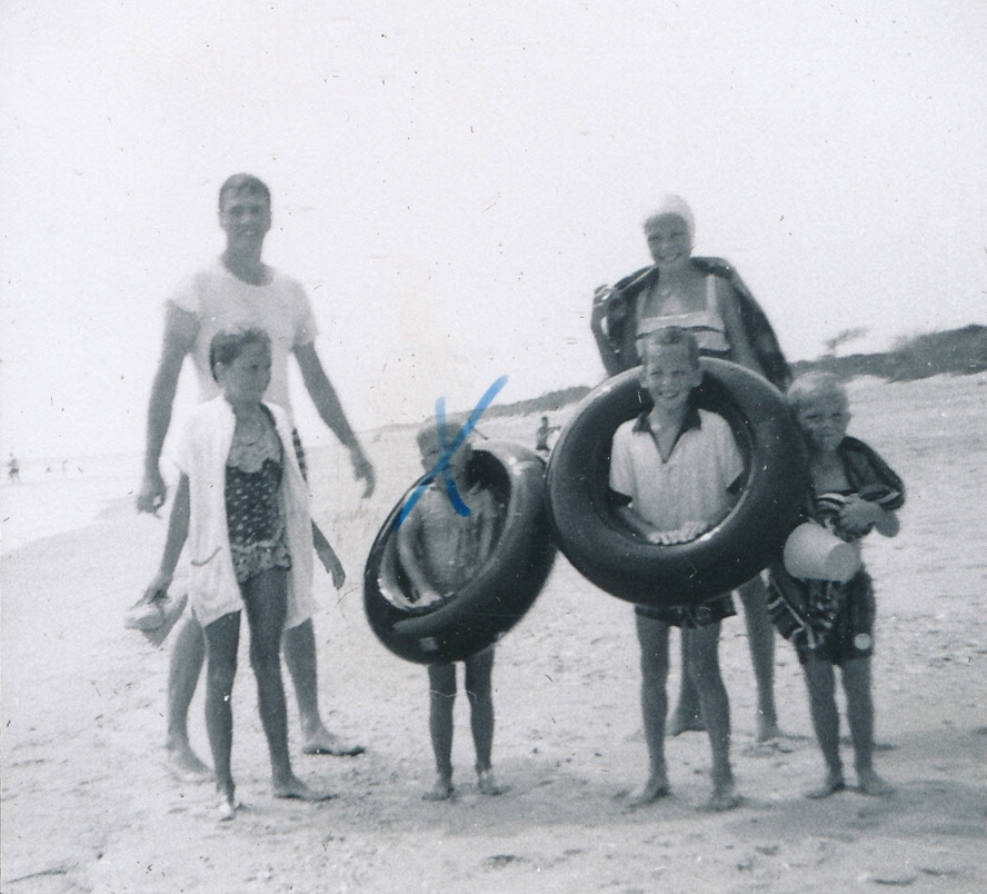 1957-08 01 Phil Harriman's Children.jpg