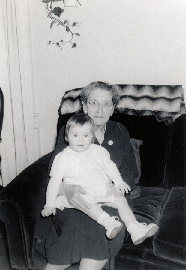 1958-02~ Andrea & Liz, 5 Alden Rd, Wellesley.jpg