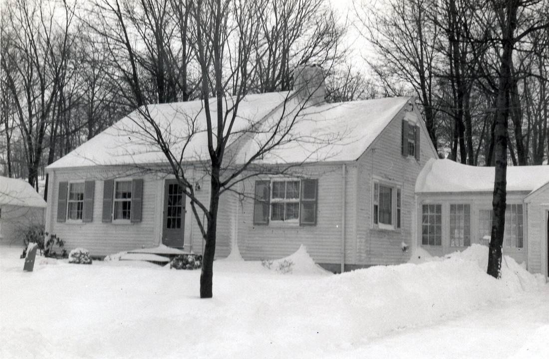 1958-02-17 1 Big Snow, 204 Highgate St, Needham.jpg