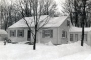 1958-02-17 1 Big Snow, 204 Highgate St, Needham.jpg