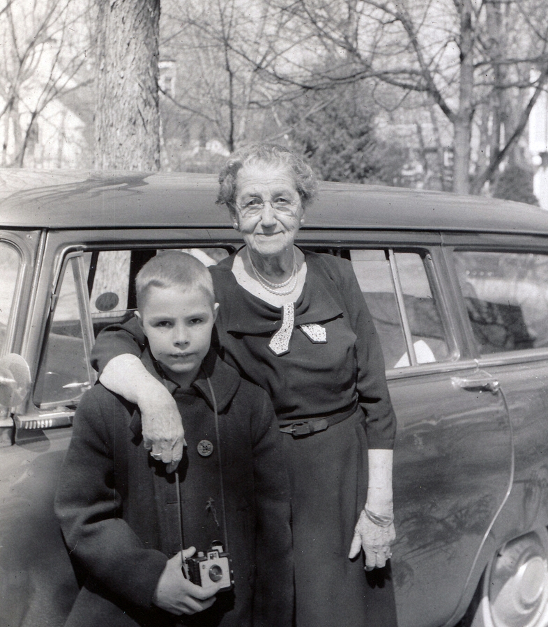 1958-04-09~ 6 Pete Jr & Liz at 86.5 years, Wellesley.jpg