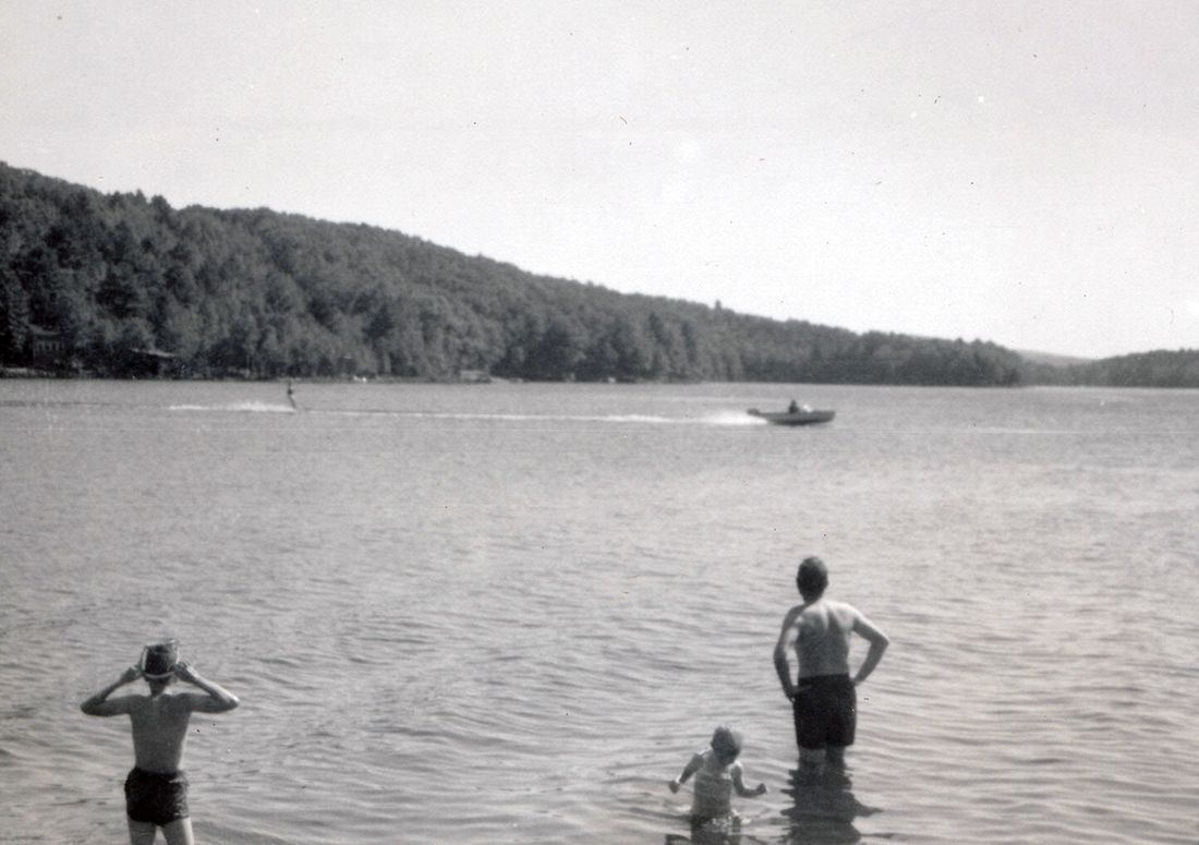 1960-08 12 Pete Jr~, Andrea & Pete Sr; Lake Horace (Weare Reservoir) NH.jpg