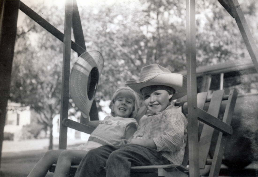 1960-08 31 Anne Rawson & Andrea Matthews - in the 'stage coach' - 204 Highgate St, Needham MA.jpg