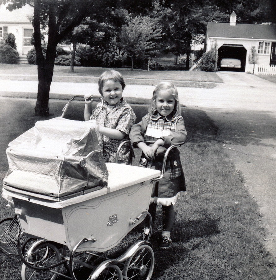 1961-07-08 Andrea & Anne Rawson.jpg