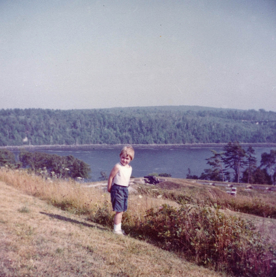 1961-08-09~ 4 Andrea, cannon in background, looking down river, Fort Knox, Prospect ME.jpg