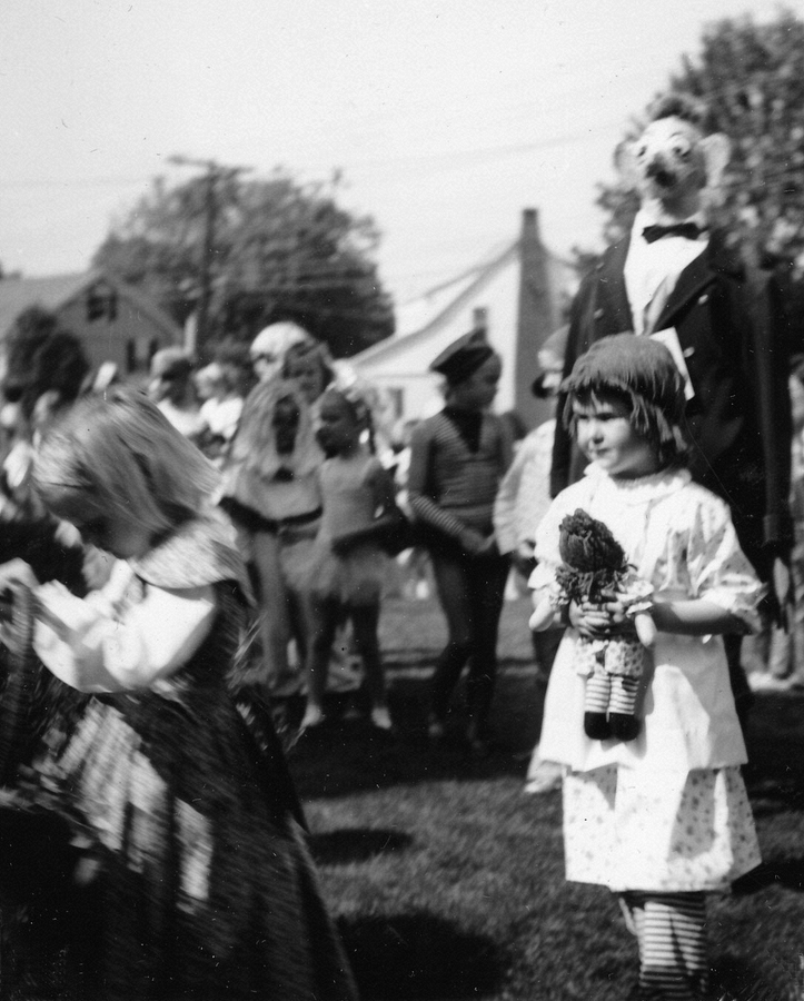1962-05 01 Andrea, Harris School Fun Day.jpg