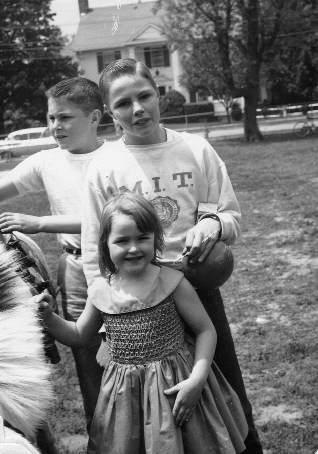 1962-05 04 Dan, Andrea & Pete Jr, Harris School Fun Day.jpg