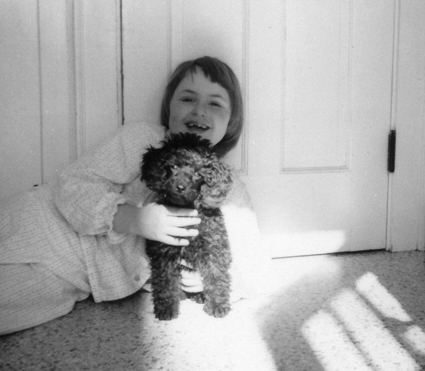 1964-02 2 Andrea & Cinder on kitchen floor.jpg