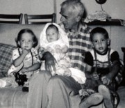 1956-08 3 Deidra, Matt, Hilliard & Bob Jr.jpg