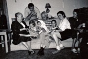 1956-08 5 Bob (standing); Geneth, Deidra, Matt, Hilliard, Bob Jr, Til & Jane.jpg