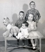 1959-11~ Jans, Matt, Tracey, Deidra & Bob Jr Wager.jpg