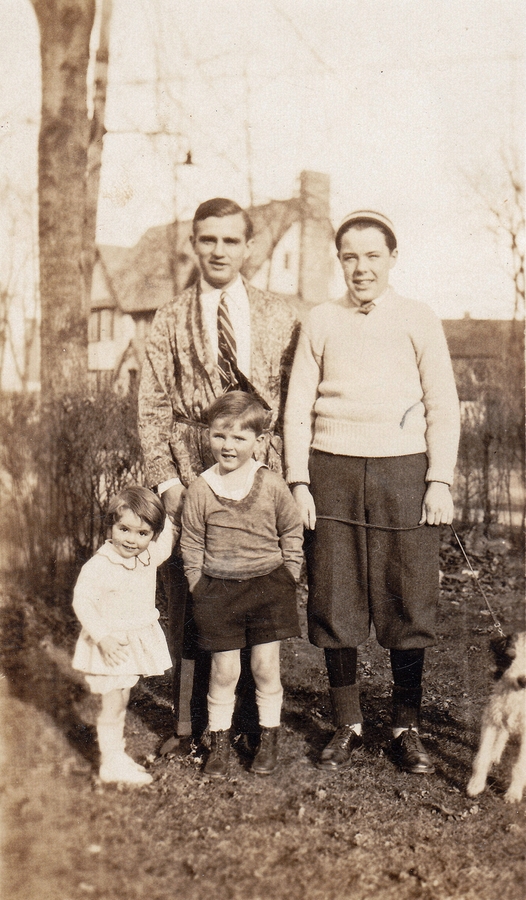 1927~ Jane, Hilliard, Pete, and unknown friend-relation w dog.jpg
