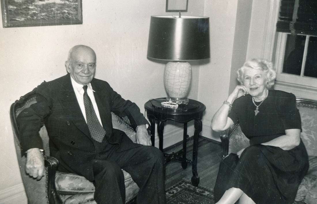 1950-02~ 3 Grandpa Sam & Aunt Gussie, Kew Gardens, LI NY.jpg